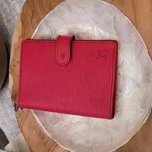 ❌️SOLD❌️Red Epi leather Louis Vuitton Agenda